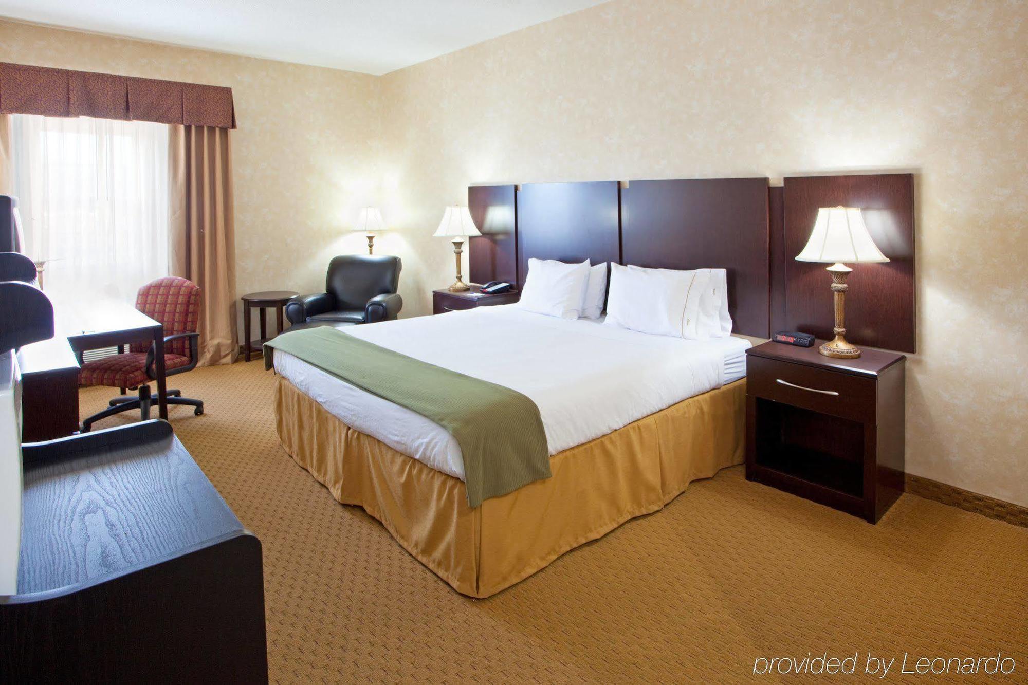Holiday Inn Express Prince Frederick By Ihg Εξωτερικό φωτογραφία