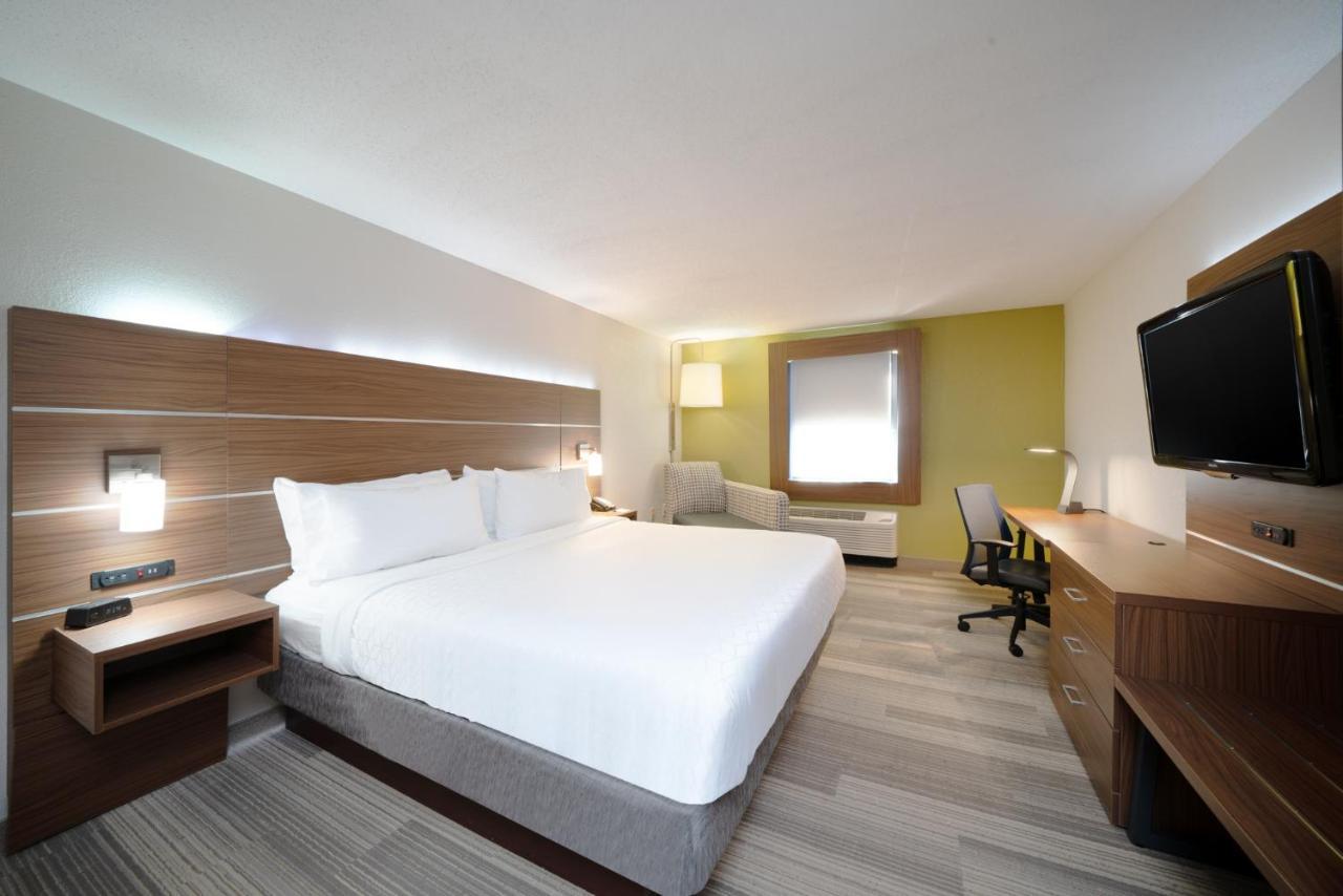 Holiday Inn Express Prince Frederick By Ihg Εξωτερικό φωτογραφία